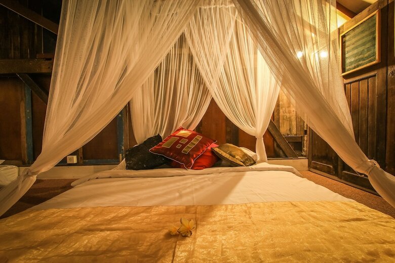 Rumah Nyaman Villa