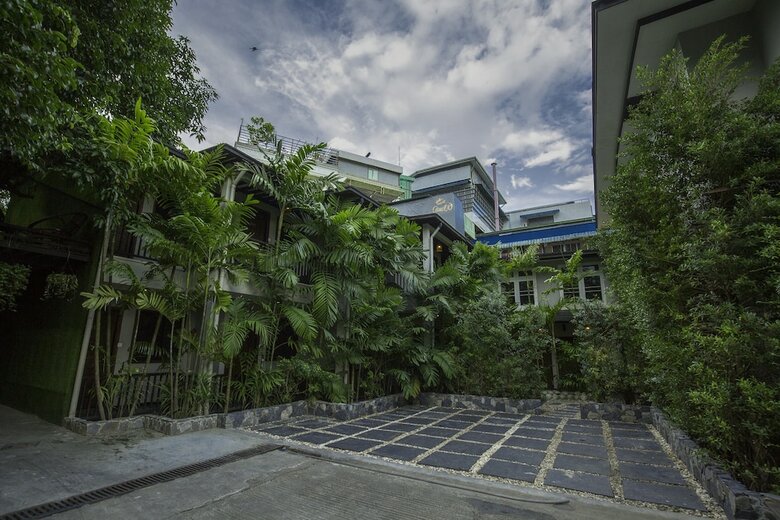 Bed & Breakfast Cloud 10 Boutique Hotel