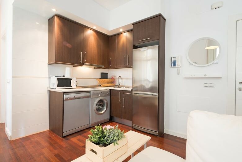 Apartamentos Letmalaga Calderon