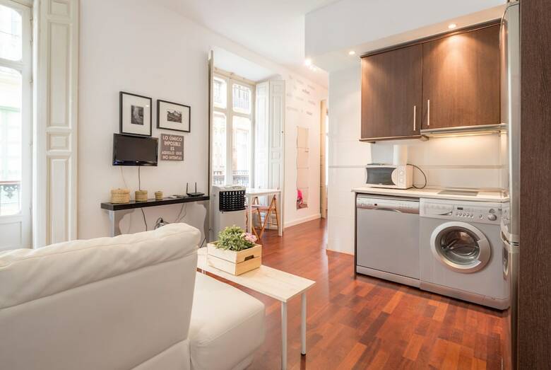Apartamentos Letmalaga Calderon