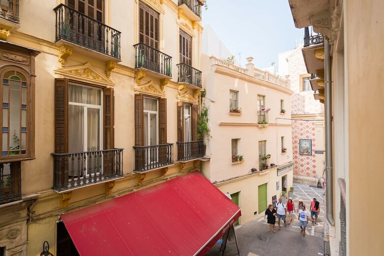 Apartamentos Letmalaga Calderon