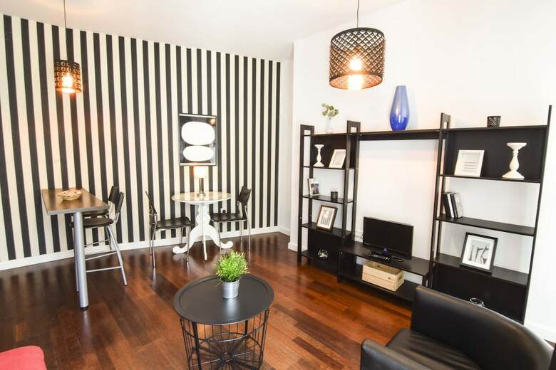 Apartamentos Letmalaga Calderon