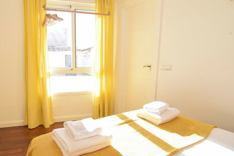 Apartamentos Letmalaga Calderon