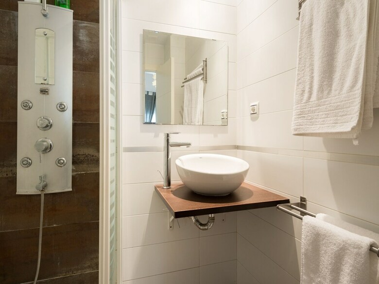 Apartamentos Letmalaga Calderon