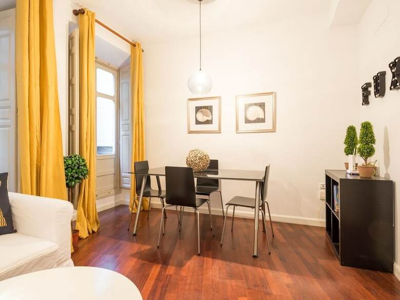 Apartamentos Letmalaga Calderon