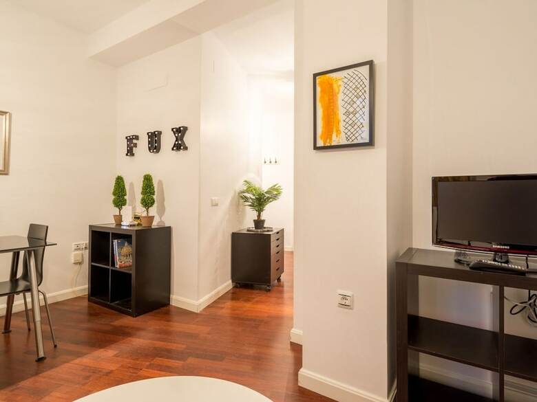 Apartamentos Letmalaga Calderon