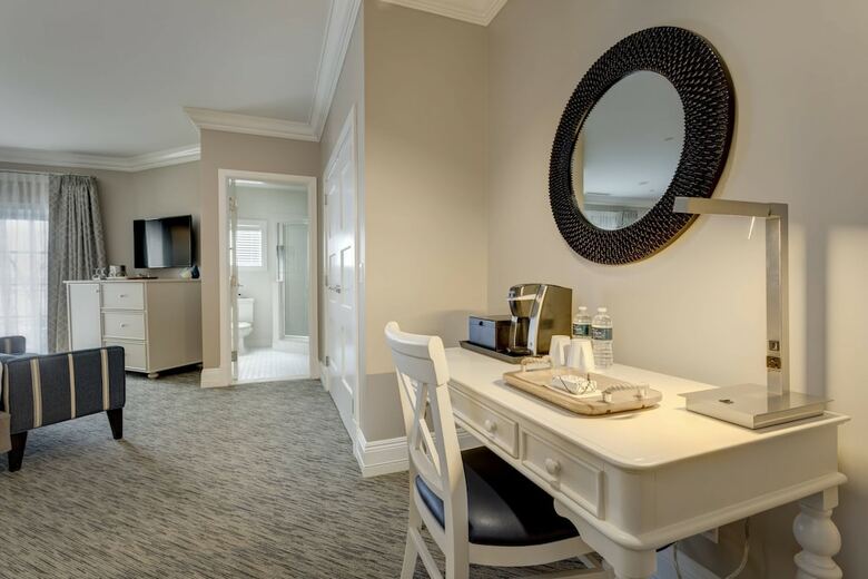 Hotel Inn At Bay Harbor, Autograph Collection