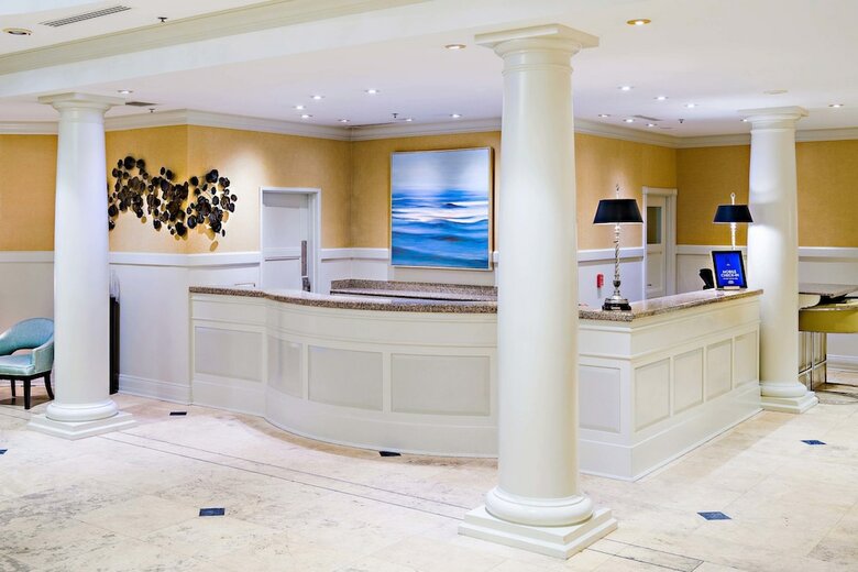 Hotel Inn At Bay Harbor, Autograph Collection