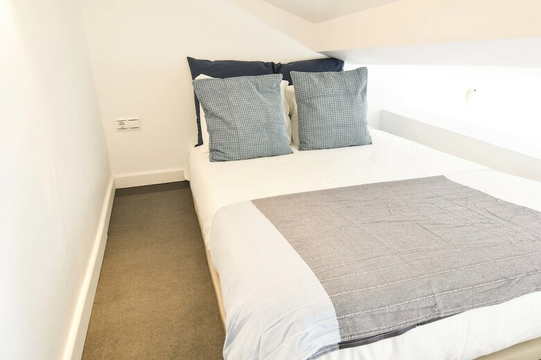 Apartamentos Letmalaga Souviron