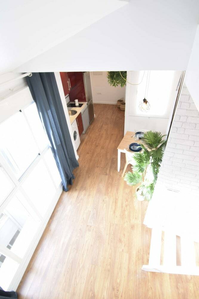 Apartamentos Letmalaga Souviron