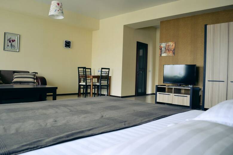 Green Hotel