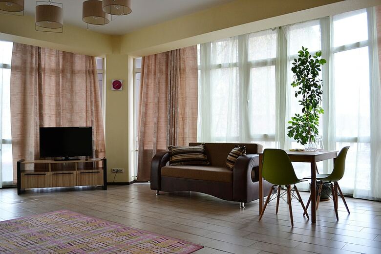 Green Hotel
