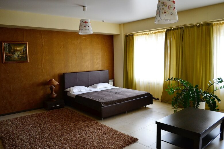 Green Hotel