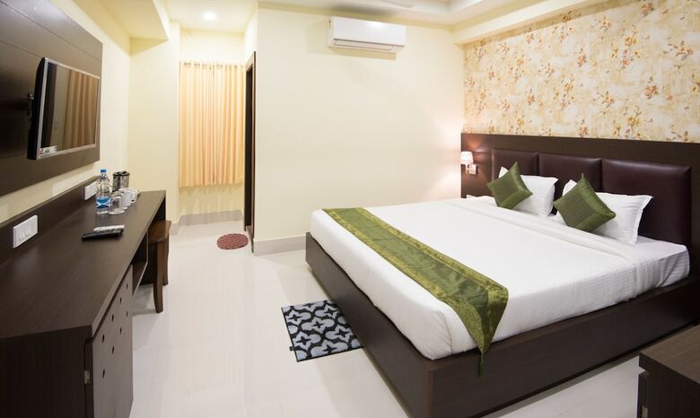 Hotel Treebo Trend King's Court