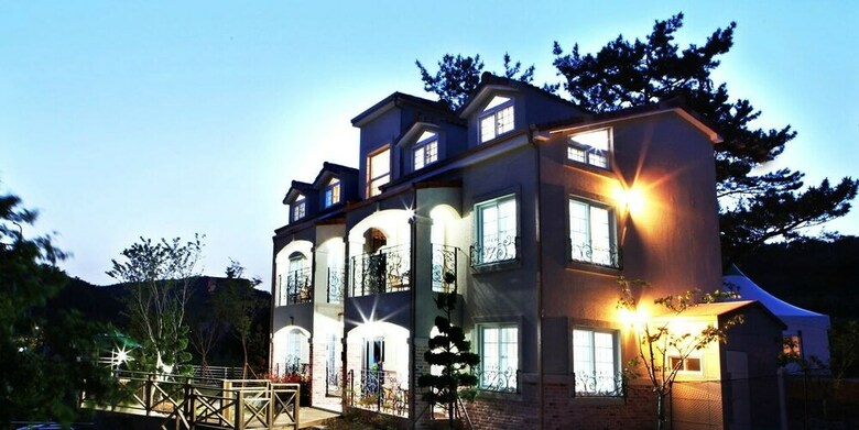 Tongyeong Monami Pension