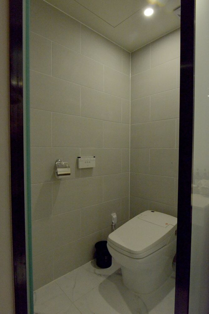 Brown Dot Hotel Masan