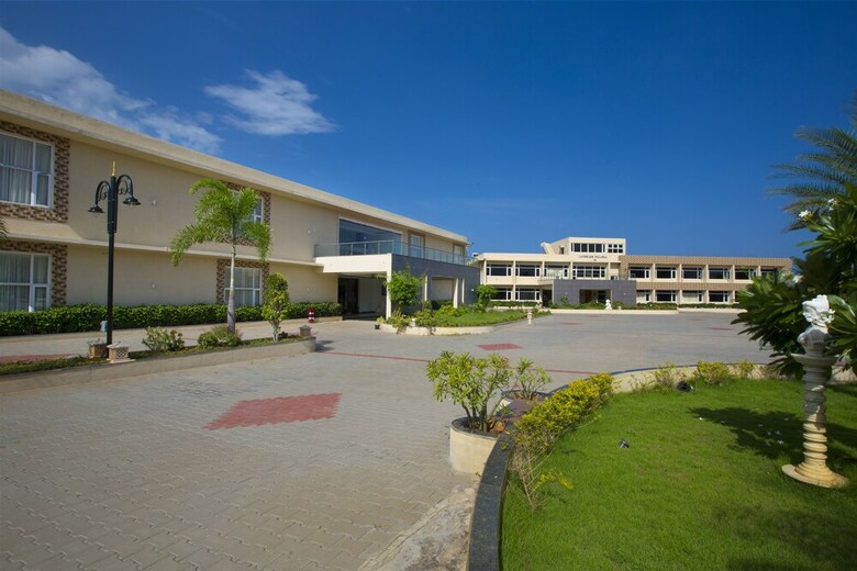 Apartamento Landmark Pallavaa Beach Resort
