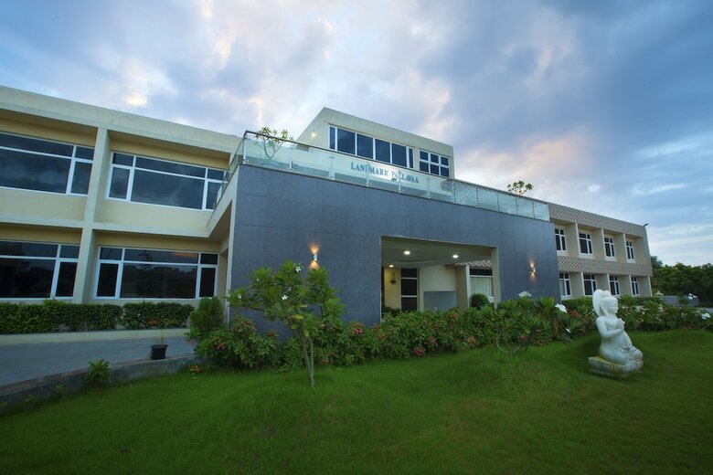 Apartamento Landmark Pallavaa Beach Resort
