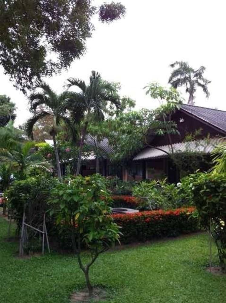 Hotel East Sea Resort