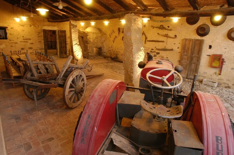 Hotel Albergo Diffuso Omu Axiu