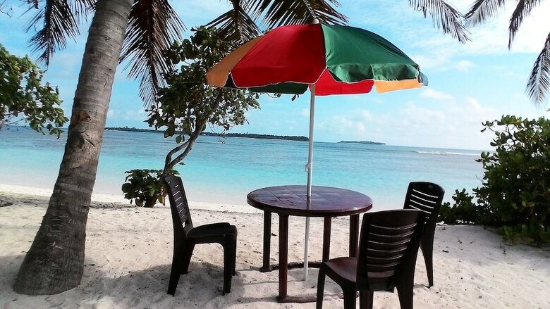Hotel Muli Inn Surf View Maldives