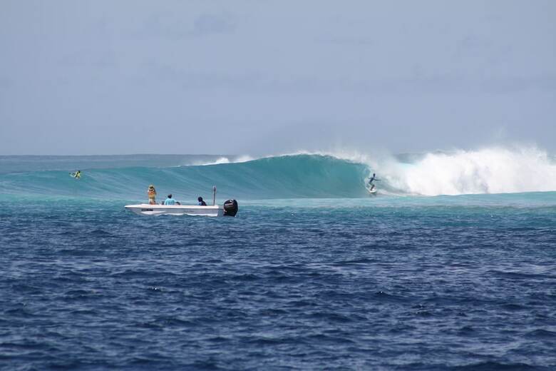 Hotel Muli Inn Surf View Maldives