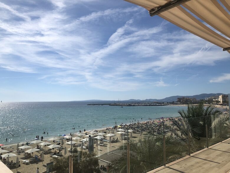 Aparthotel Apartamentos Delf�n