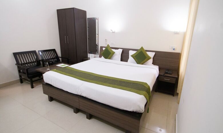 Hotel Treebo Trend Shubhankar Inn