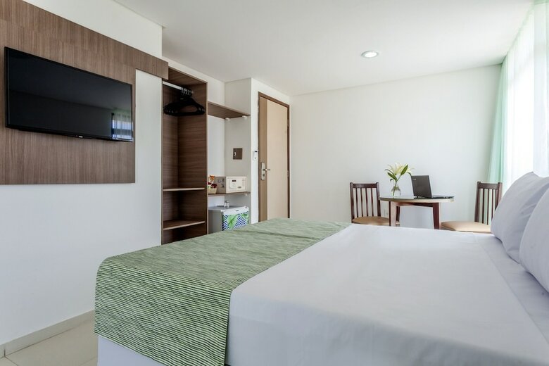 Hotel Jo�o Pessoa Hplus Beach