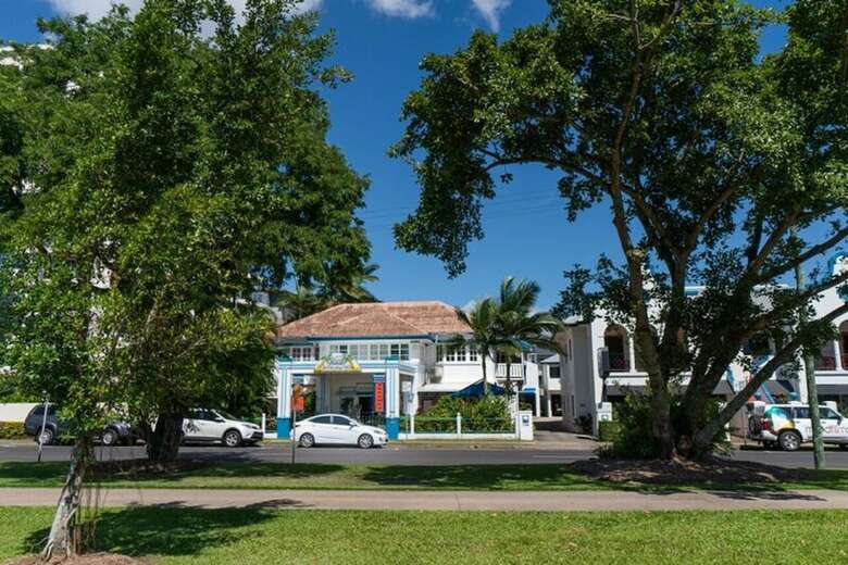 Hotel Floriana Guest House