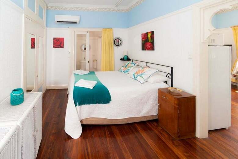 Hotel Floriana Guest House