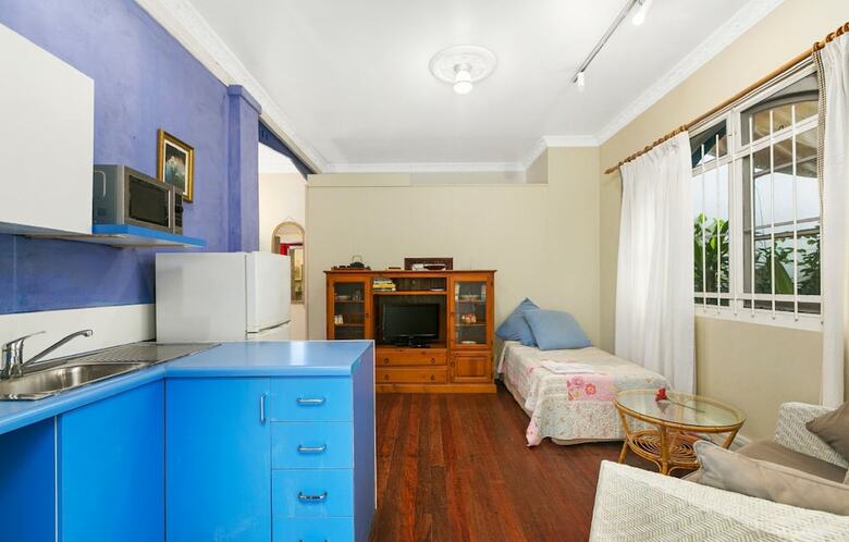 Hotel Floriana Guest House