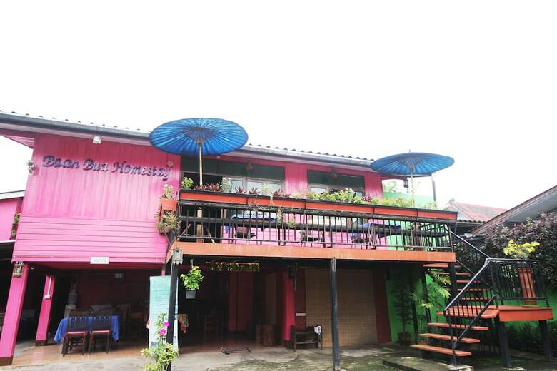 Hostal Baan Bua Homestay