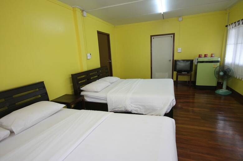 Hostal Baan Bua Homestay