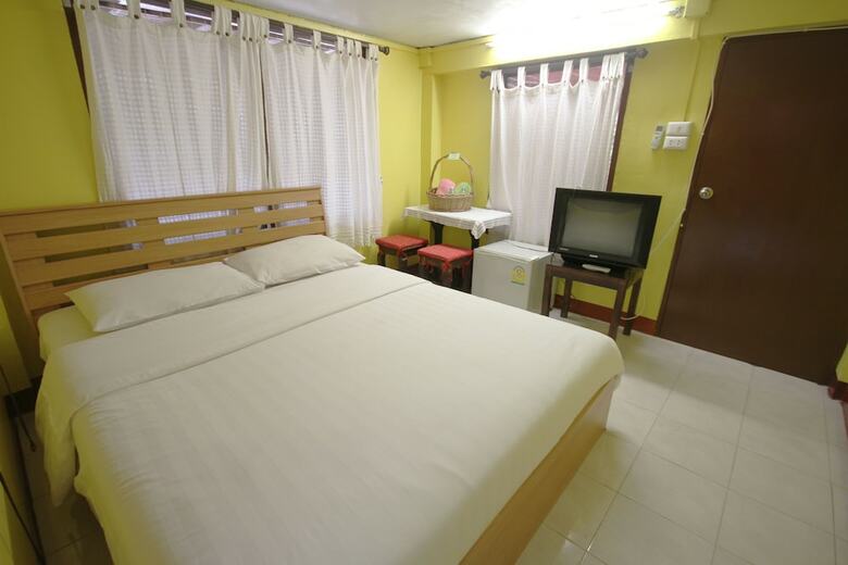 Hostal Baan Bua Homestay