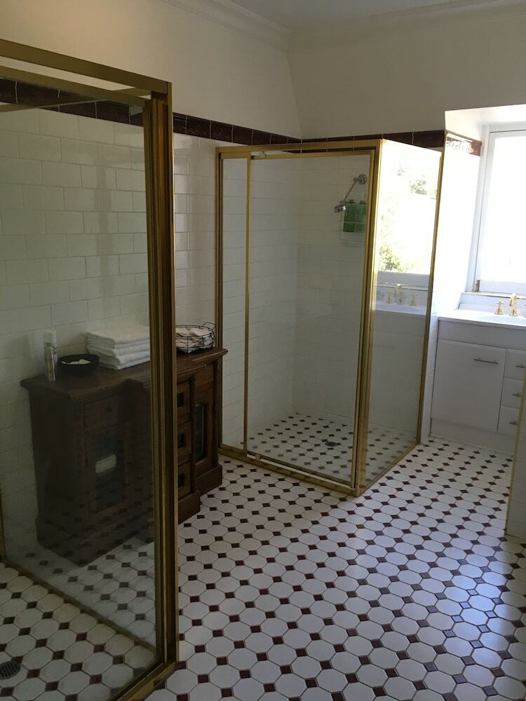 Healesville Grand Hotel