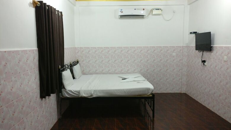 Hotel Saby Guest House