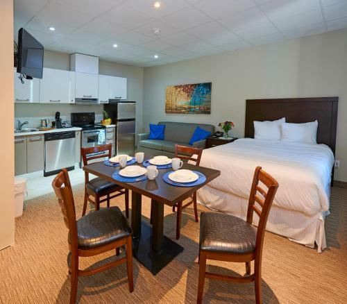 Wasaga Riverdocks Hotel Suites