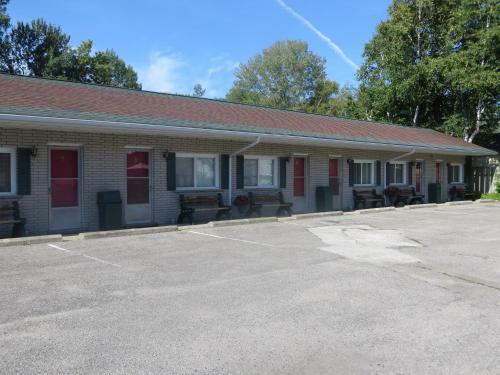 J & J Motel
