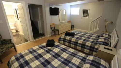 Hostal Riverfront Villa