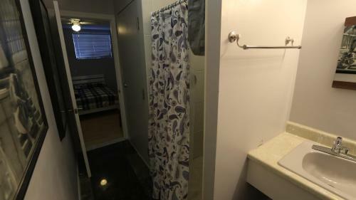 Hostal Riverfront Villa