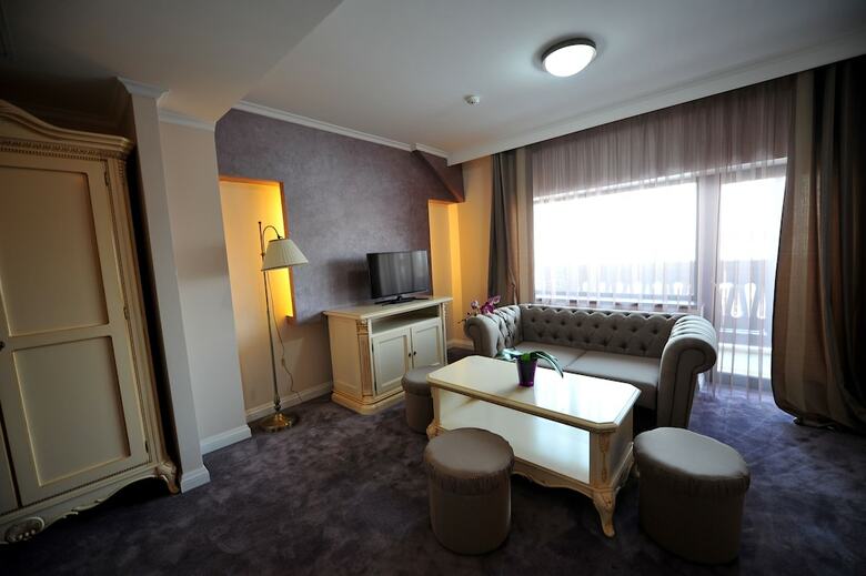 Hotel Carul Din Stele