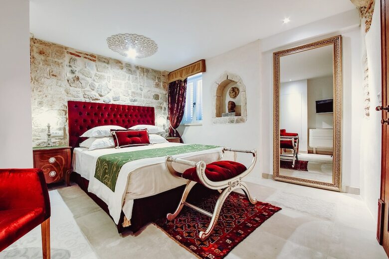 Villa Nepos Hotel