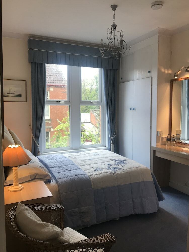 Bed & Breakfast Cheriton Lodge