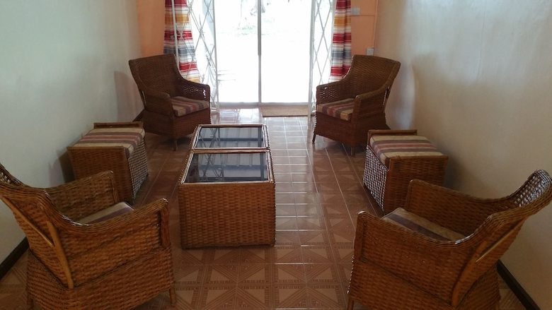 Apartamentos Ariambello Vacation