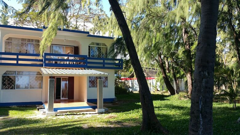 Apartamentos Ariambello Vacation