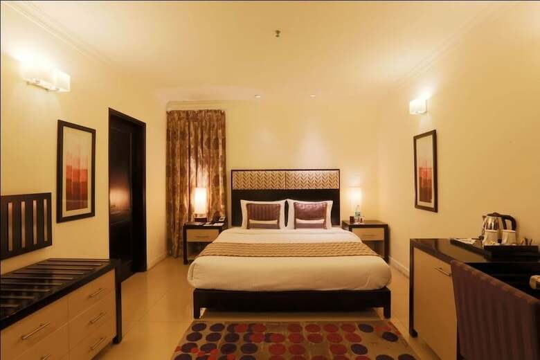 Hotel The Atrium
