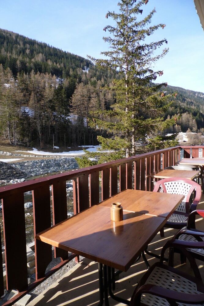 Hotel H�tel L'alpazur