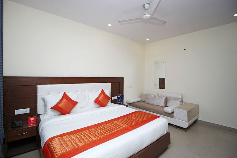 Oyo 6495 Hotel Eden Greens