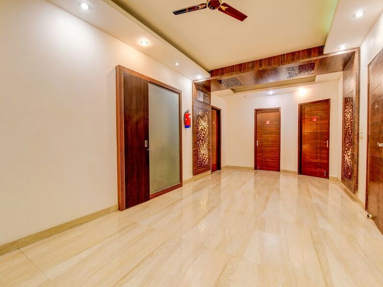 Hotel Oyo Flagship 757 Blite Golf Course Road